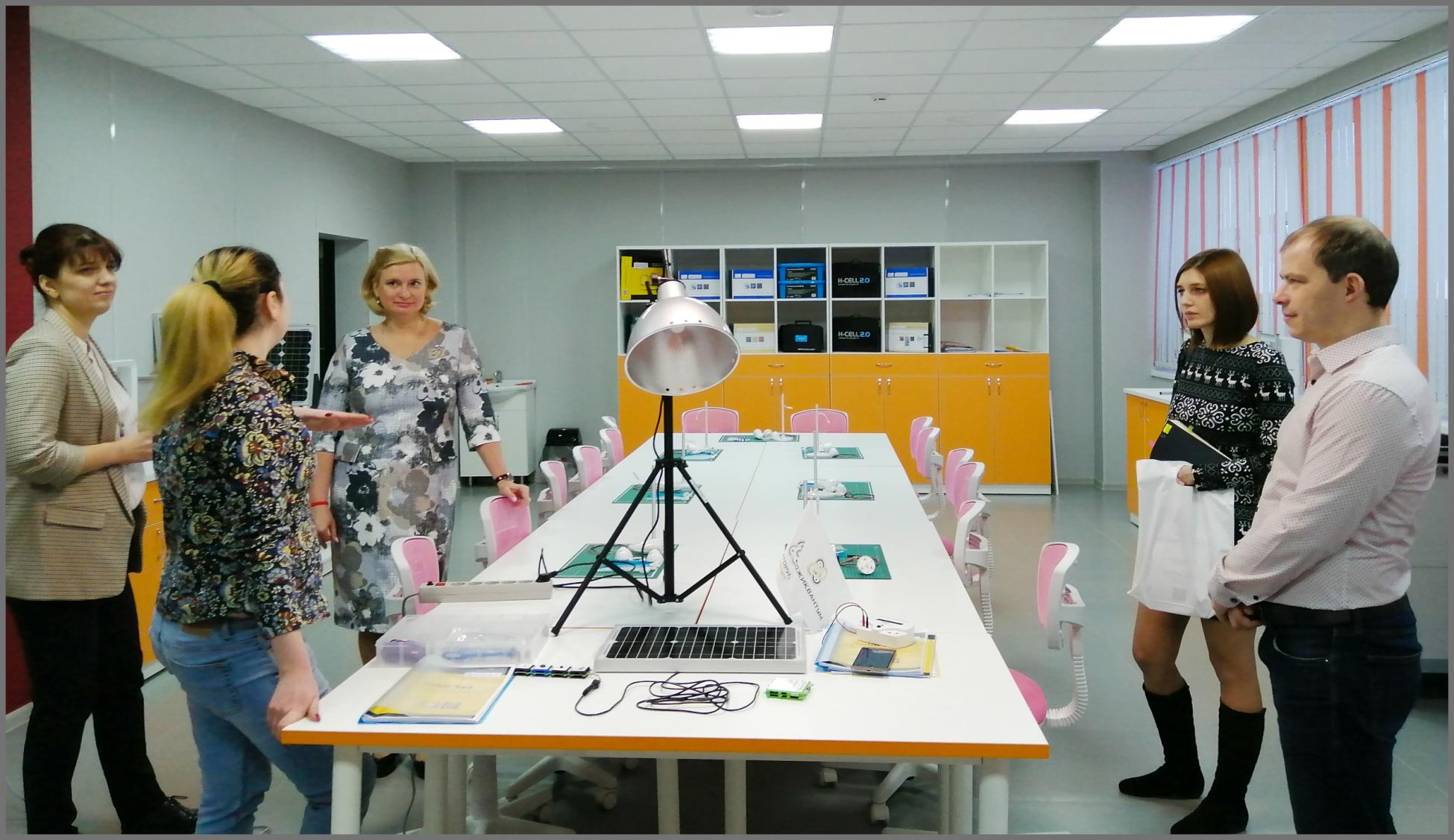 Детский технопарк «Кванториум» посетили представители ООО «Опытно-механический завод»
